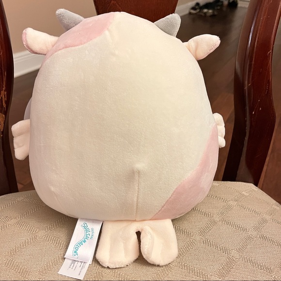 Squishmallows Malia the Seacow Squishmallow Pink and White Cow - Picture 3 of 3